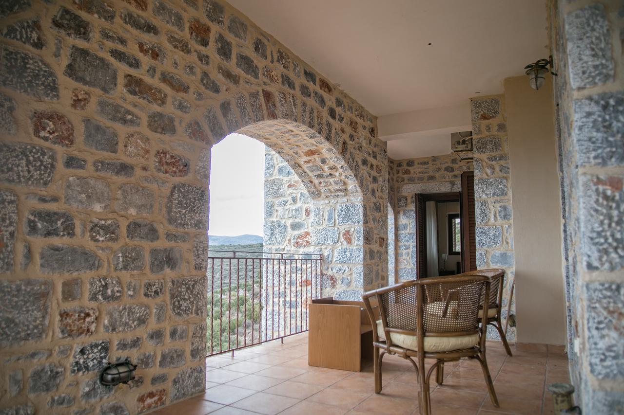 Hotel Sophia Limeni View Areopoli Exterior foto