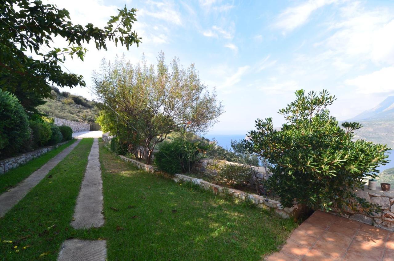 Hotel Sophia Limeni View Areopoli Exterior foto