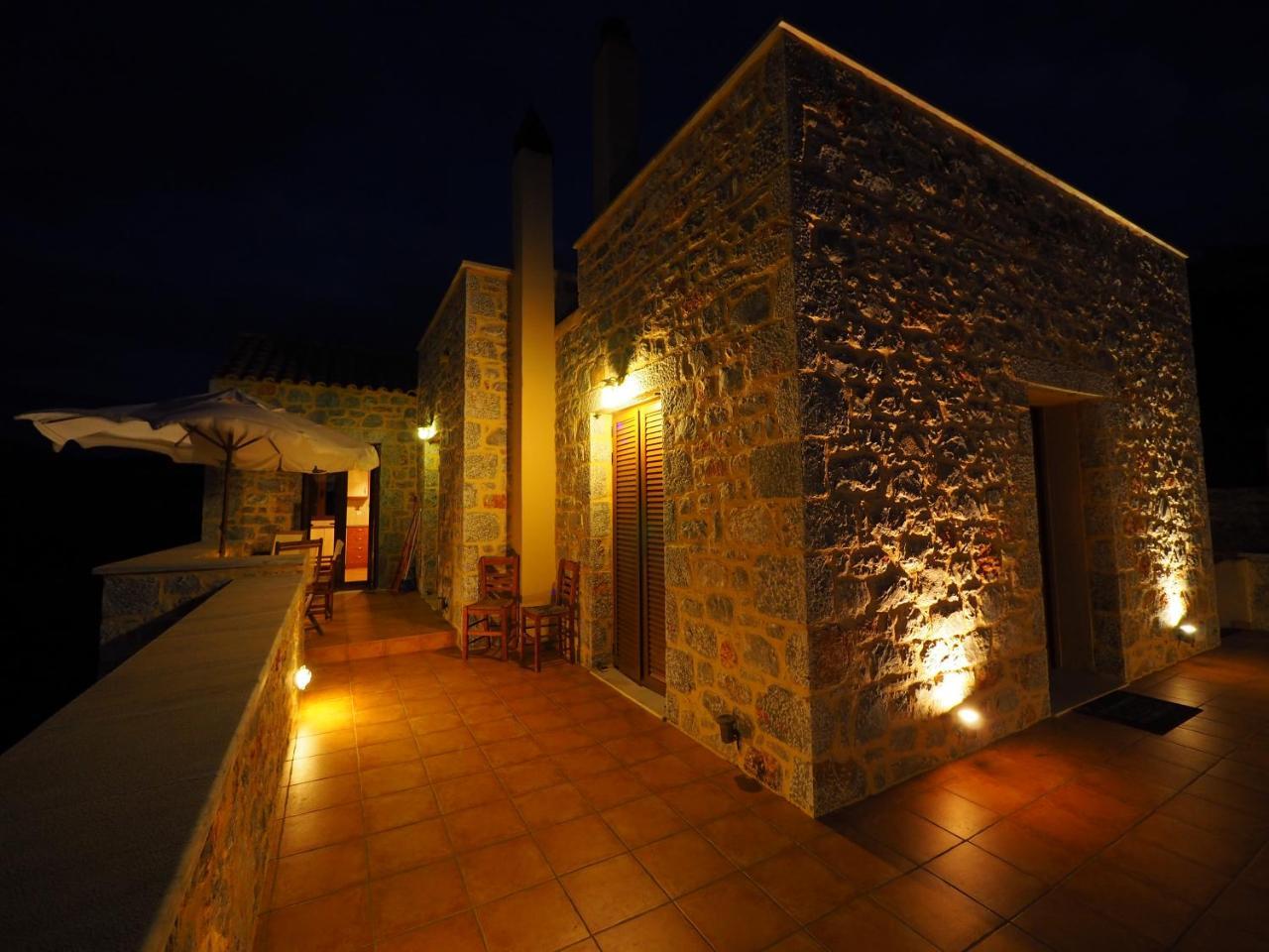 Hotel Sophia Limeni View Areopoli Exterior foto